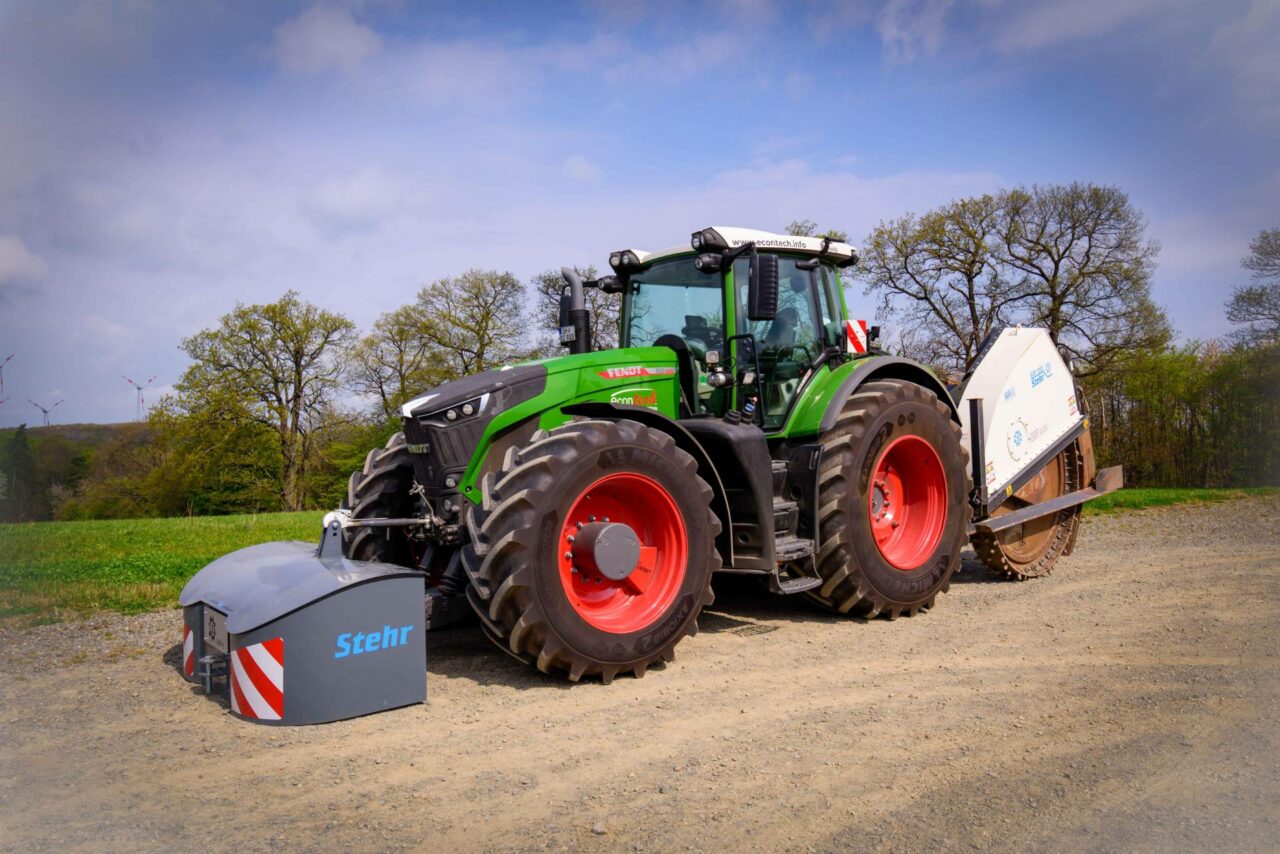 Fendt 993 + Stehr Grabenfräse 1300